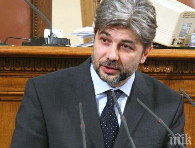 Новият екоминистър в борда на фирма на икономическото министерство