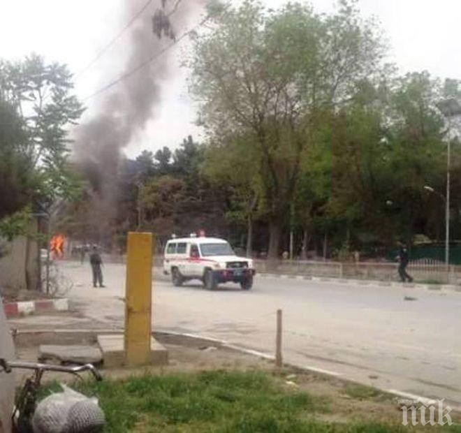 ИЗВЪНРЕДНО! Камикадзе се взриви до посолството на САЩ в Кабул