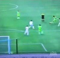 ВЪЗХИТИТЕЛНО! Българин с гола на седмицата в Калчото (ВИДЕО)