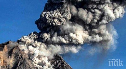 евакуираха 3000 души гватемала заради изригващ вулкан