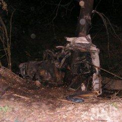 ексклузивно мистерия тримата изгорели свещеници спирачен път жестоката катастрофа колата напълно изпепелена разследването шах