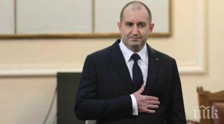 деня храбростта държавният глава удостои военни висше офицерско звание