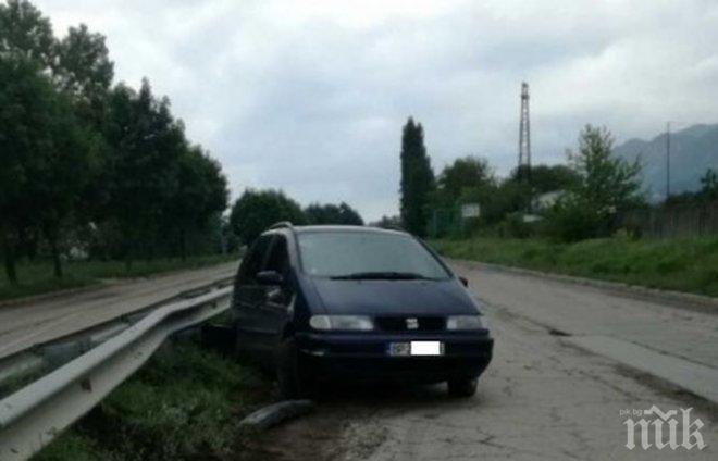 ТЕЖЪК ИНЦИДЕНТ! Две коли се попиляха във Враца, момиче е пострадало