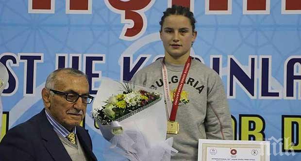 Шампионка! Биляна Дудова стигна до титлата на Евро 2017 по борба в Нови Сад