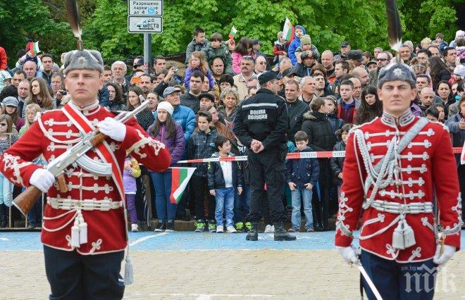 СВЕТЪЛ ПРАЗНИК! Ето какво ще видите на военния парад