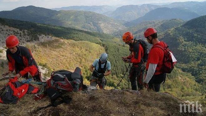 Планинските спасители съветват: Туристите подценяват планината, нямат култура за времето и условията сред природата 