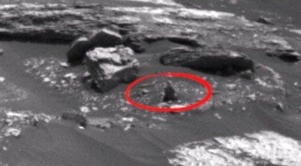 сензационно видео хуманоид медитира марс кадрите измъкнати наса