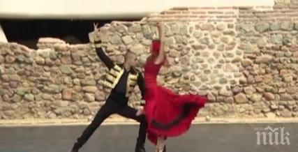 десетки танцуваха стъклените куполи ларгото деня европа