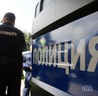 ДРАМА! Неуравновесен Ромео пробва да се затрие с белина след скандал с гаджето 
