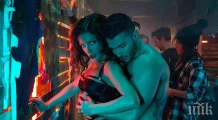 галин прави секс майка