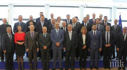 герб докога иди дойди държавата заложник зелените