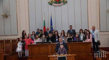 цветан цветанов умили мрежата снимки каза учениците мими иванова развигор попов снимки