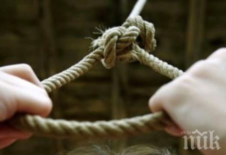 ТРАГЕДИЯТА Е ГОЛЯМА! Обесената жена оставила две дъщери, живеела прекрасно