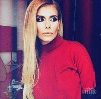 УАУ! Анелия палува със секссимвол в гръцки хотел