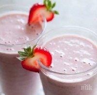 ХИТ! Менопауза… борете я с ягоди и бадемово мляко 