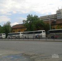 Софийски рейсове запушиха спирката срещу автогара „Юг” в Пловдив