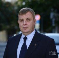 Военният министър Красимир Каракачанов убеден, че един ден наборната служба ще се възстанови