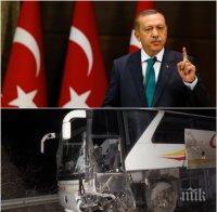 ТЕЖКА КАТАСТРОФА! Над 30 души от партията на Ердоган са пострадали след удар на рейс в стълб 