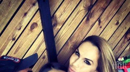 ивайла бакалова играе строга майка миската забрани силикона дъщеря