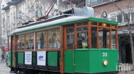 пускат ретро трамвай празниците столицата