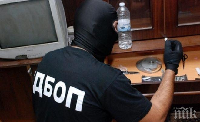 АКЦИЯ! ГДБОП разкри престъпна група с хакери и контрабандисти
