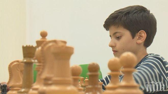 СРАМОТА! Наш шампион по шах няма да участва на Световното заради липса на пари 