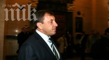 алексей петров исках спася бизнеса затова арестуваха