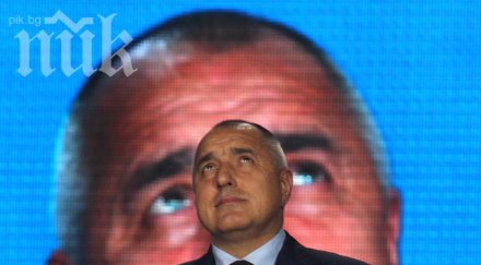 диктатор дава властта