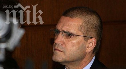 николай цонев роман василев достойнството купува пиар