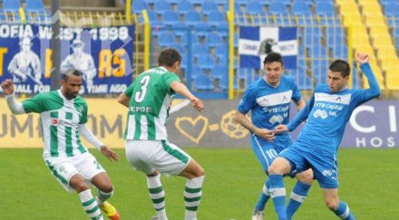 левски спря черната серия берое