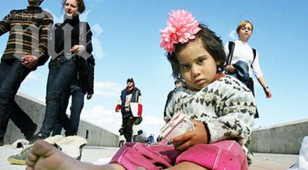 българчета масово просят гърция