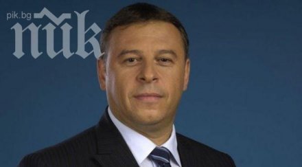 заключиха младежа нападнал нож племенницата благоевградския кмет