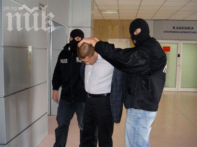 Вижте ареста на Николай Цонев без цензура! (Видео)