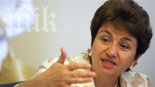  Плугчиева смята, че Европа ни е виновна за кризата