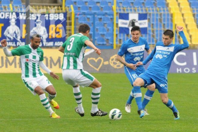 Левски спря черната серия, би Берое с 2:0