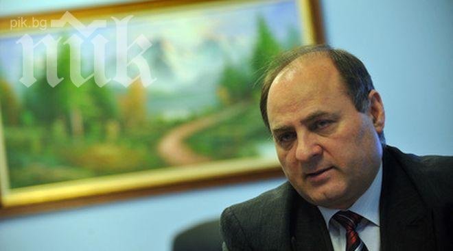 Евтим Костадинов: Очаквайте още изненади от Kомисията по досиетата 