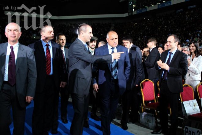 Бойко към герберите: Забранявам да говорите за досието на Станишев!