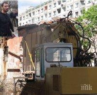 Бутнаха къщата на Перата в Бургас, семейството му е евакуирано