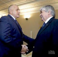 ПЪРВО В ПИК! Ето какво си говориха Борисов и Макаров - премиерът напомни на посланика историята на кирилицата (СНИМКИ)