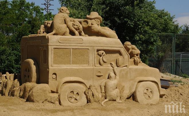 Изграждат пясъчен град в Бургас