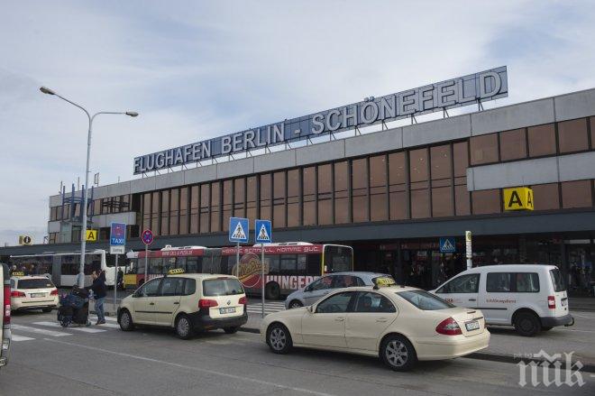 Пожар избухна на летище в Берлин! Евакуират два терминала, двама са пострадали (ВИДЕО)