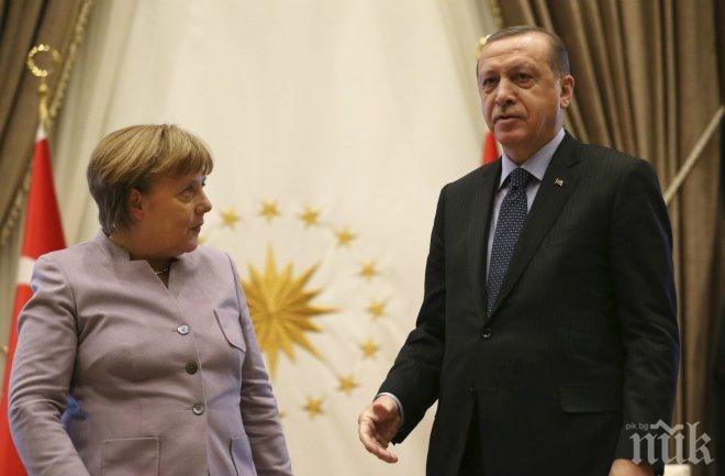 РАЗГОВОР ОЧИ В ОЧИ! Меркел и Ердоган се опитват за изгладят разногласията си