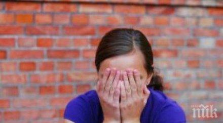 съдят годишен секс малолетна