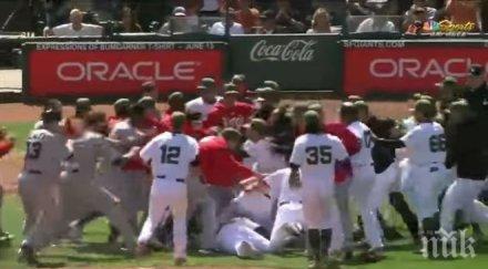 екшън масов бой бейзболен мач съединените щати видео