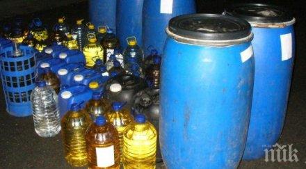 удар митничари конфискуваха половин тон нелегална пиячка поморие