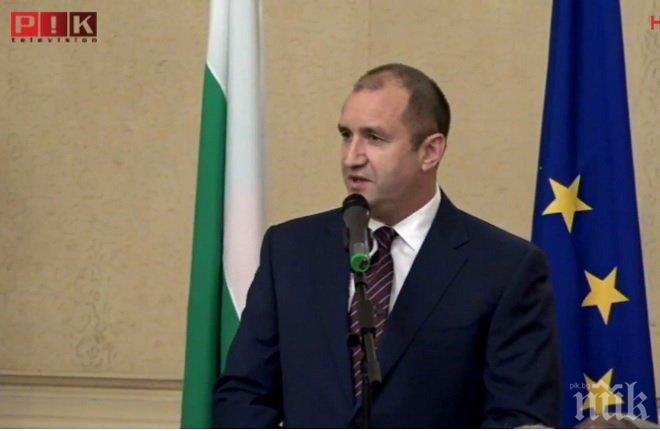 Президентът Радев опроверга папския нунций у нас: Изискванията на Ватикана за делегацията бяха да има само светски лица