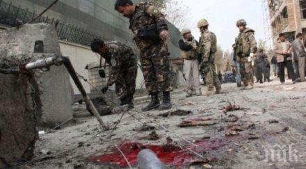 гардиън смъртоносната атака кабул криза цялата страна