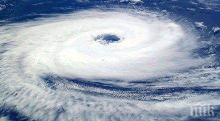 стихия трима души станаха жертви тропическия ураган беатрис мексико