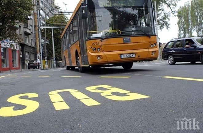 Осигуряват допълнителен транспорт заради Задушница, вижте по кои линии