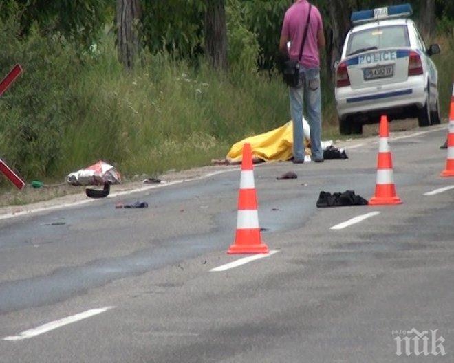 ИЗВЪНРЕДНО: Тежка катастрофа край Карлово! Карат четирима ранени към Пловдив